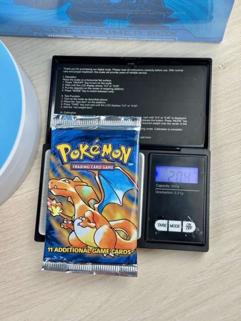 Base Set Booster - Charizard